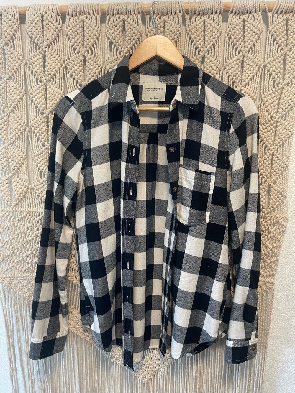 Abercrombie & Fitch Black and White Buffalo Check Button-Down Shirt